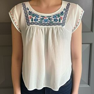 Love Stitch White Embroidered Floral Hippie, Boho, Peasant Cal Sleeve Top Shirt‎